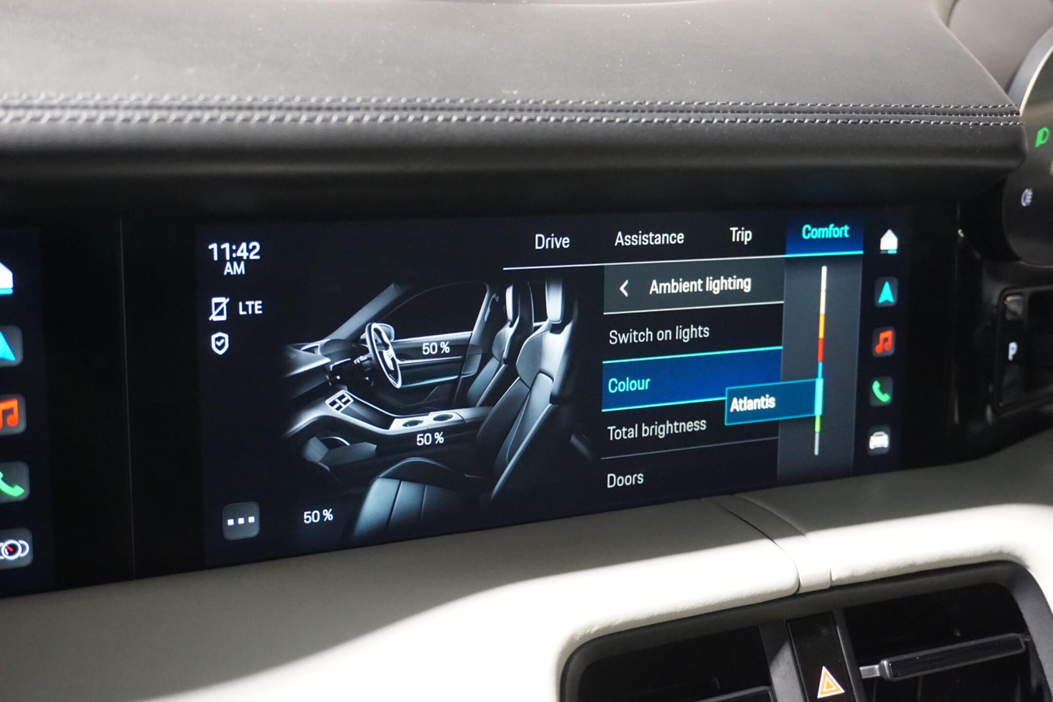 Porsche Taycan Performance Plus 93.4kWh Turbo Saloon 4dr Electric Auto 4WD (680 ps)